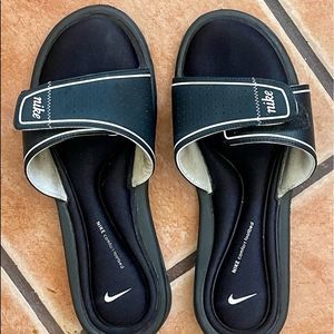nike velcro slide